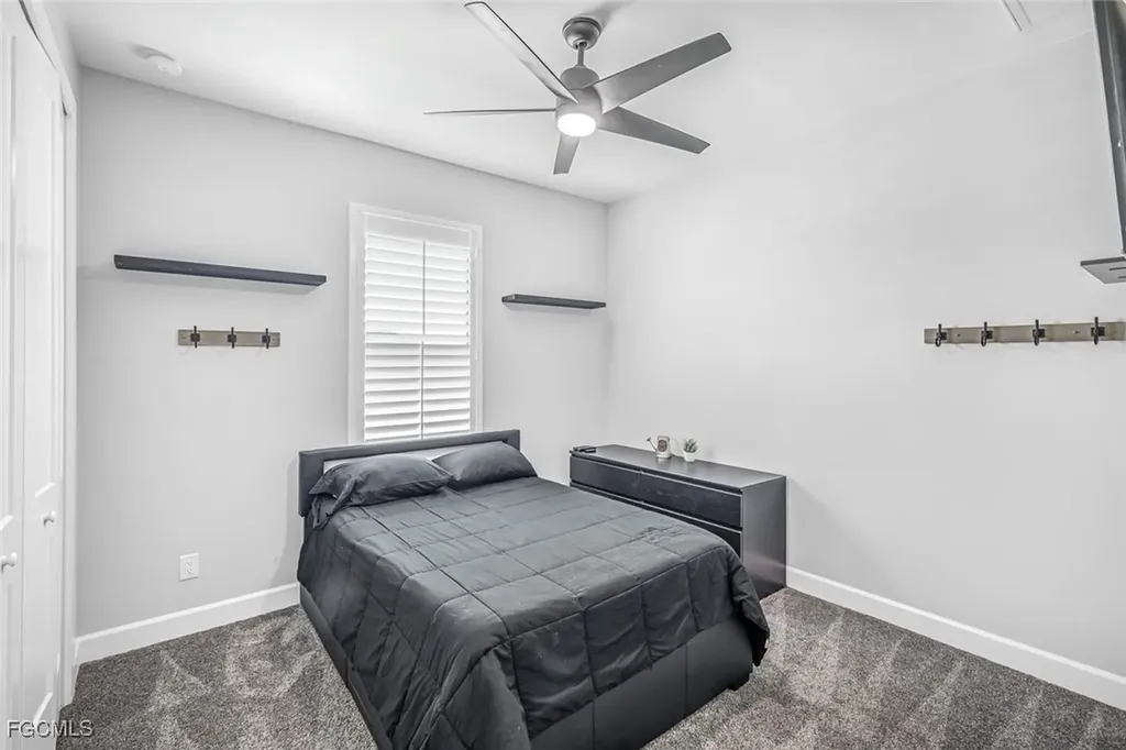 1909 SE 14th Street Cape Coral FL 33990