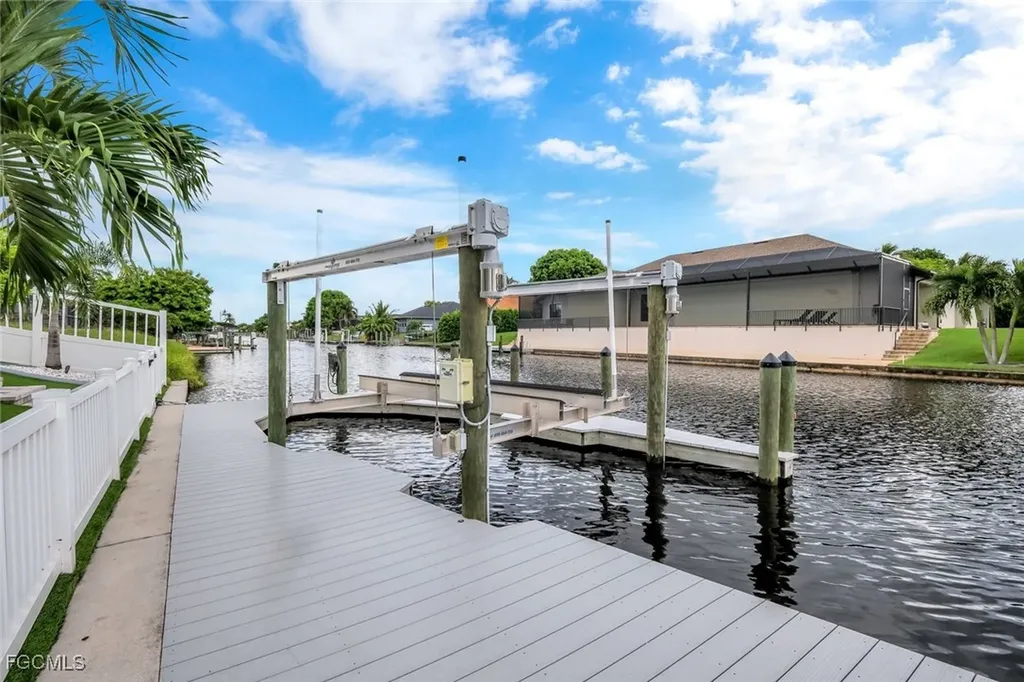 1909 SE 14th Street Cape Coral FL 33990