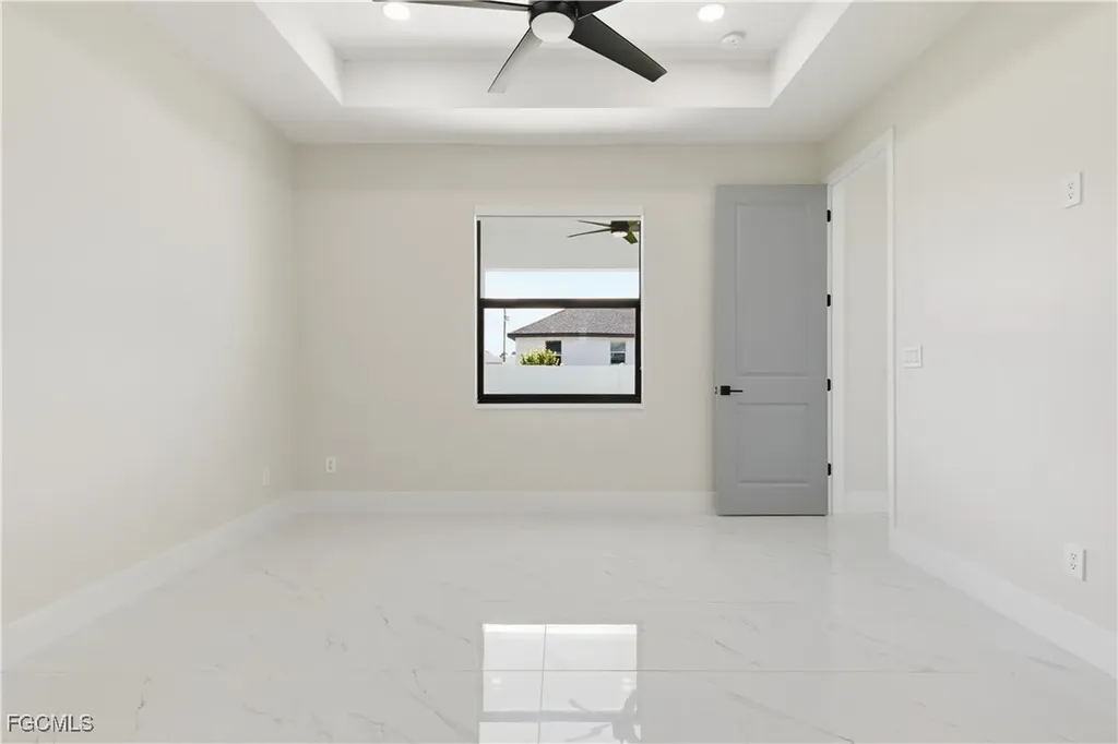 1442 NE 33rd Lane Cape Coral FL 33909