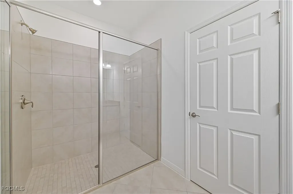 4466 Dutchess Park Road Fort Myers FL 33916