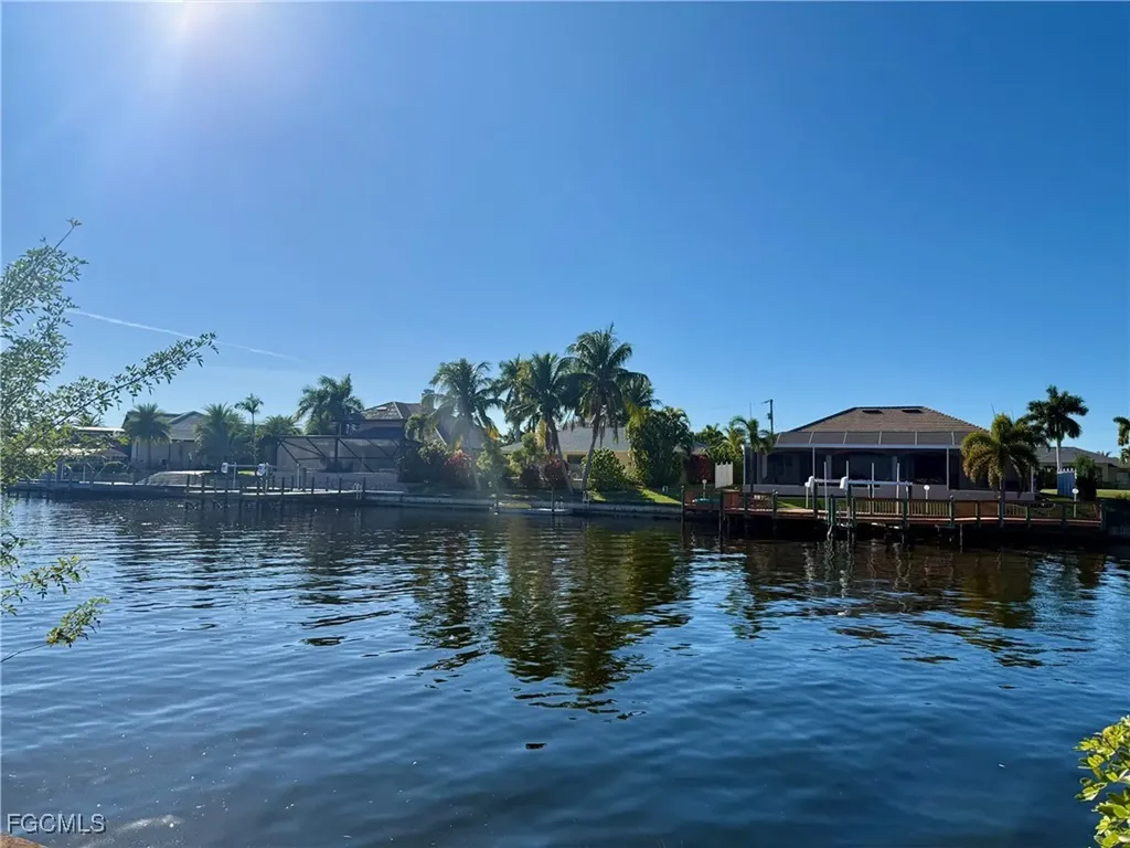 4000 SW 26th Avenue Cape Coral FL 33914