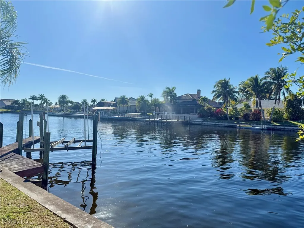 4000 SW 26th Avenue Cape Coral FL 33914