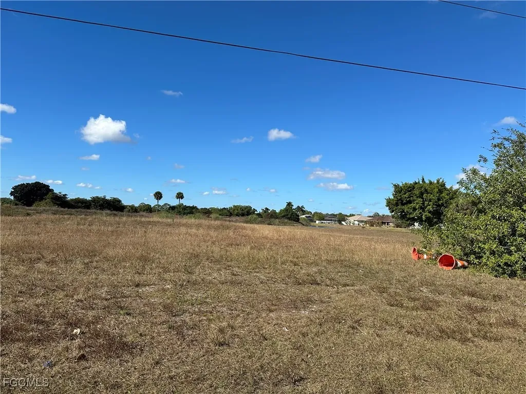 688 Bell Boulevard S Lehigh Acres FL 33974