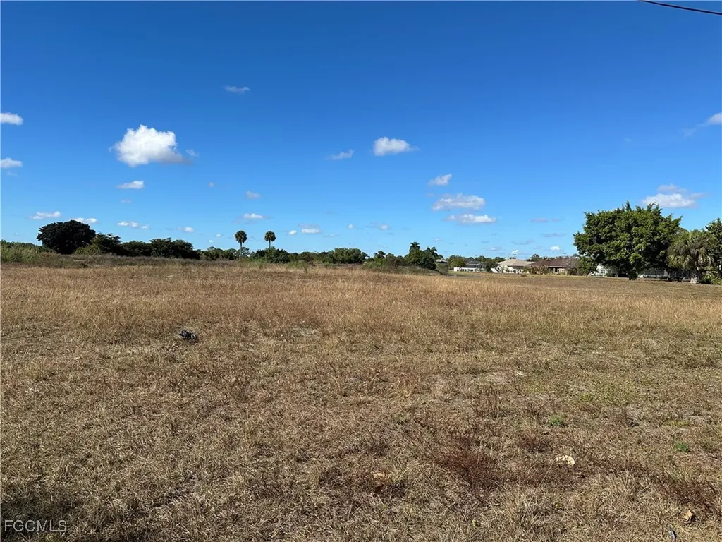 688 Bell Boulevard S Lehigh Acres FL 33974