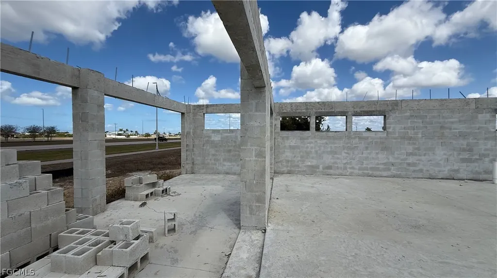 324 NW 31st Place Cape Coral FL 33993