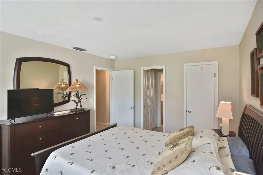 1411 Tropic Terrace North Fort Myers FL 33903