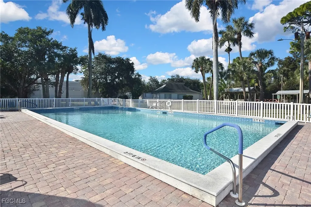 1411 Tropic Terrace North Fort Myers FL 33903
