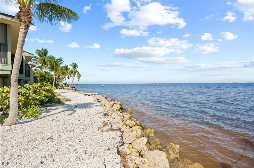 16747 Bocilla Palms Drive Bokeelia FL 33922