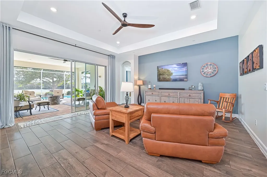 2070 Hickeys Creekside Drive Alva FL 33920