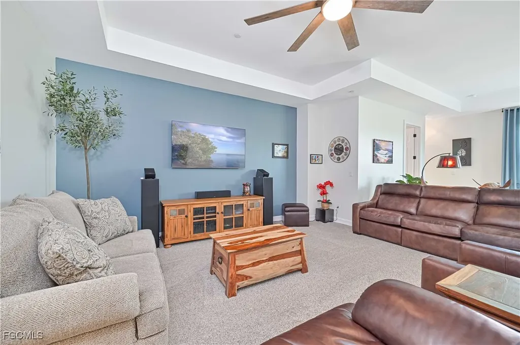 2070 Hickeys Creekside Drive Alva FL 33920