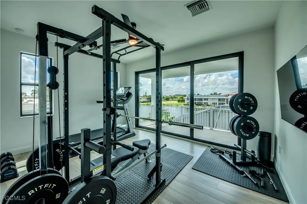 1732 SE 40th Terrace Cape Coral FL 33904