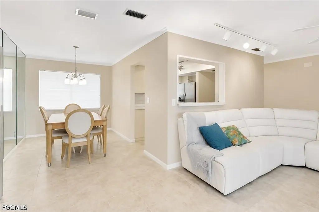 1705 Beach Parkway Cape Coral FL 33904