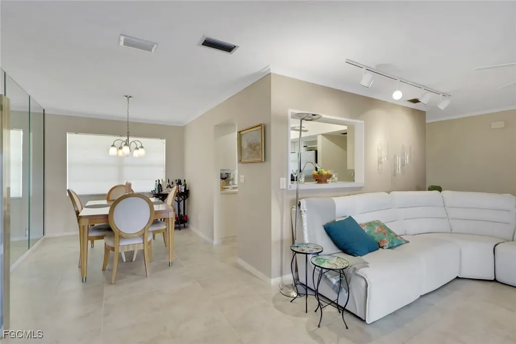 1705 Beach Parkway Cape Coral FL 33904
