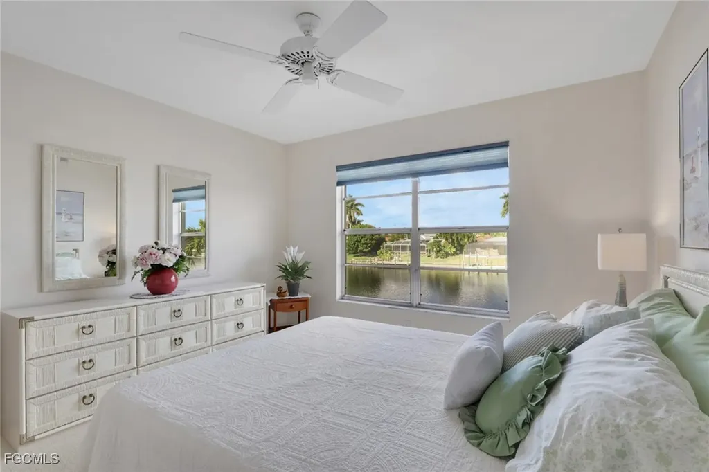 1705 Beach Parkway Cape Coral FL 33904