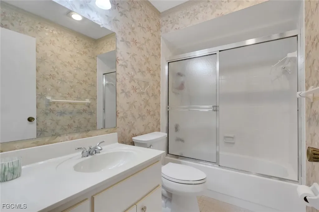 1705 Beach Parkway Cape Coral FL 33904