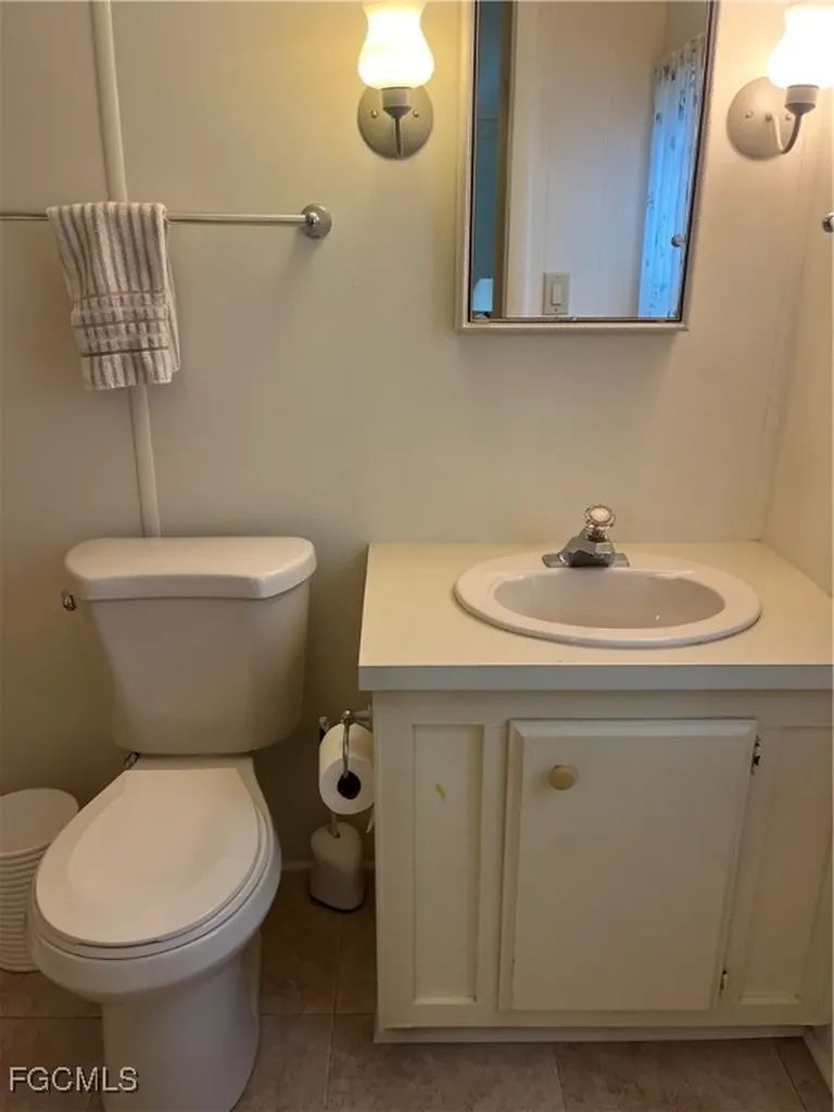 3144 Indian Village Lane North Fort Myers FL 33917