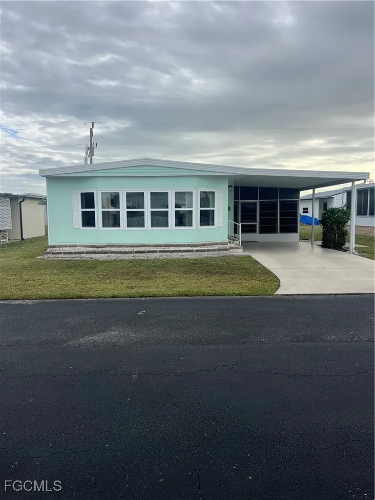 3144 Indian Village Lane North Fort Myers FL 33917