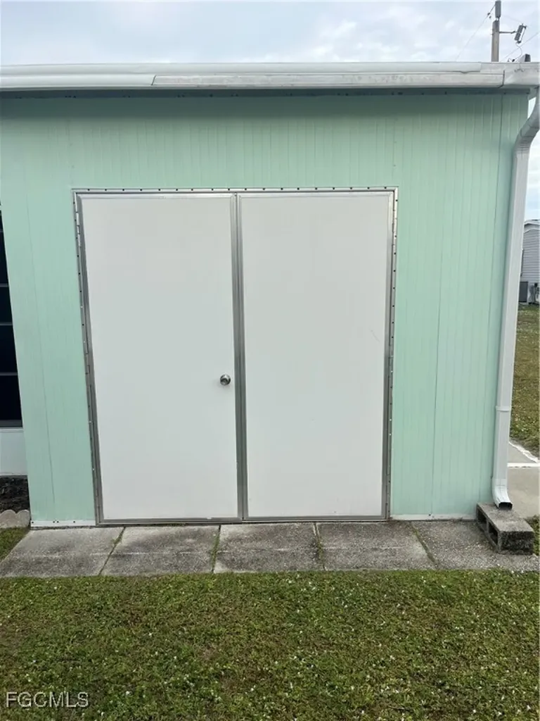 3144 Indian Village Lane North Fort Myers FL 33917