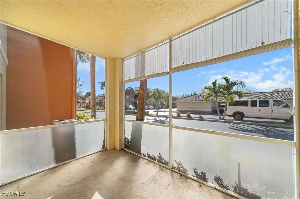 6361 Aragon Way Fort Myers FL 33966