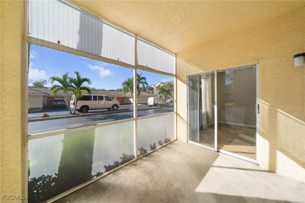 6361 Aragon Way Fort Myers FL 33966