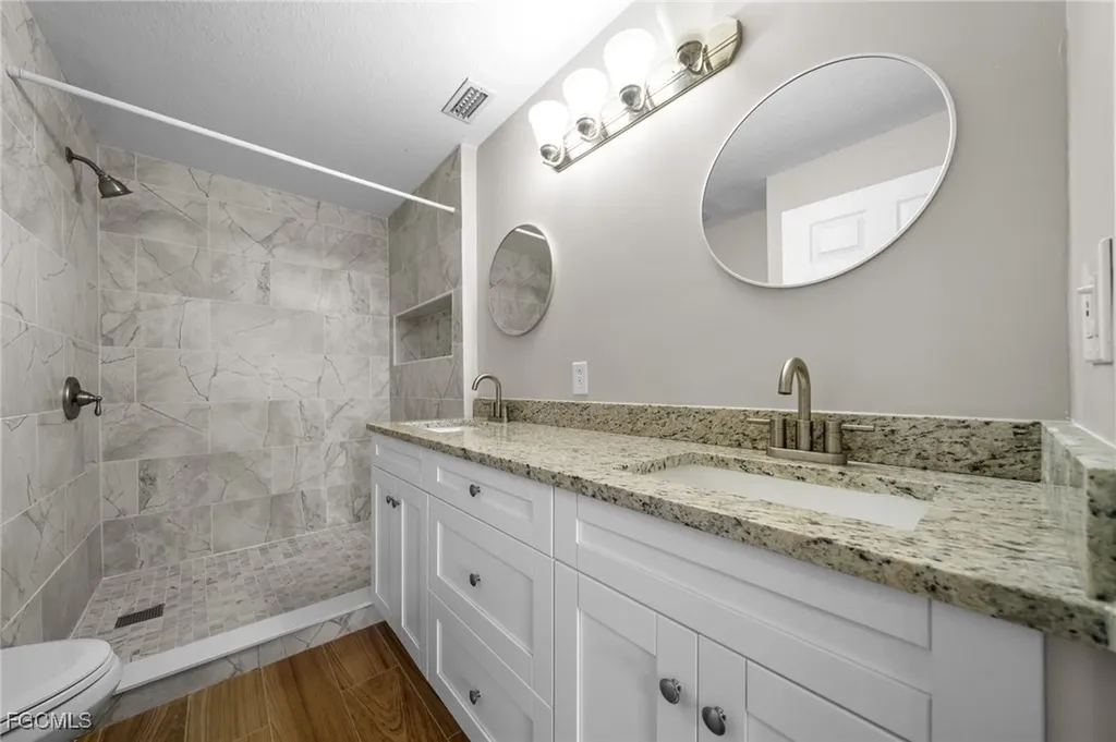 6361 Aragon Way Fort Myers FL 33966