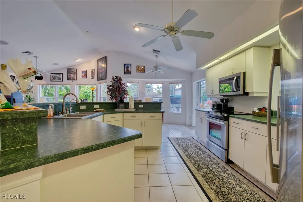 5607 Coronado Court Cape Coral FL 33904