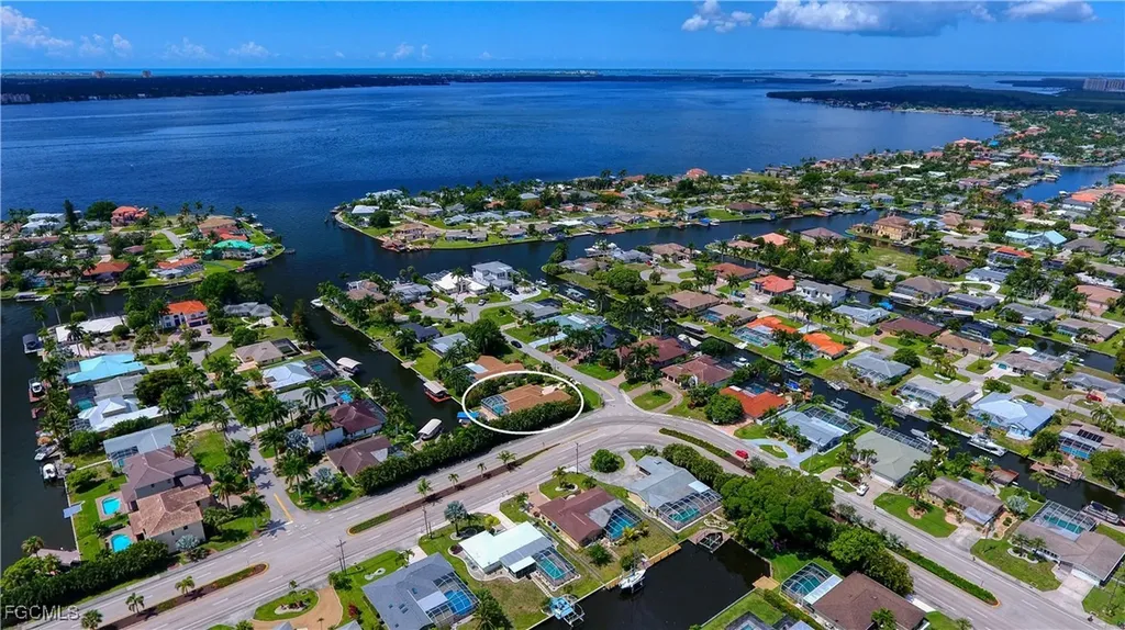 5607 Coronado Court Cape Coral FL 33904