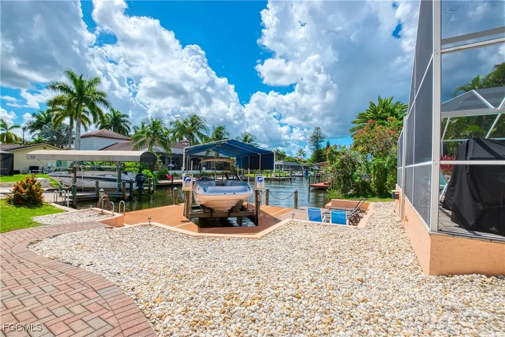 5607 Coronado Court Cape Coral FL 33904