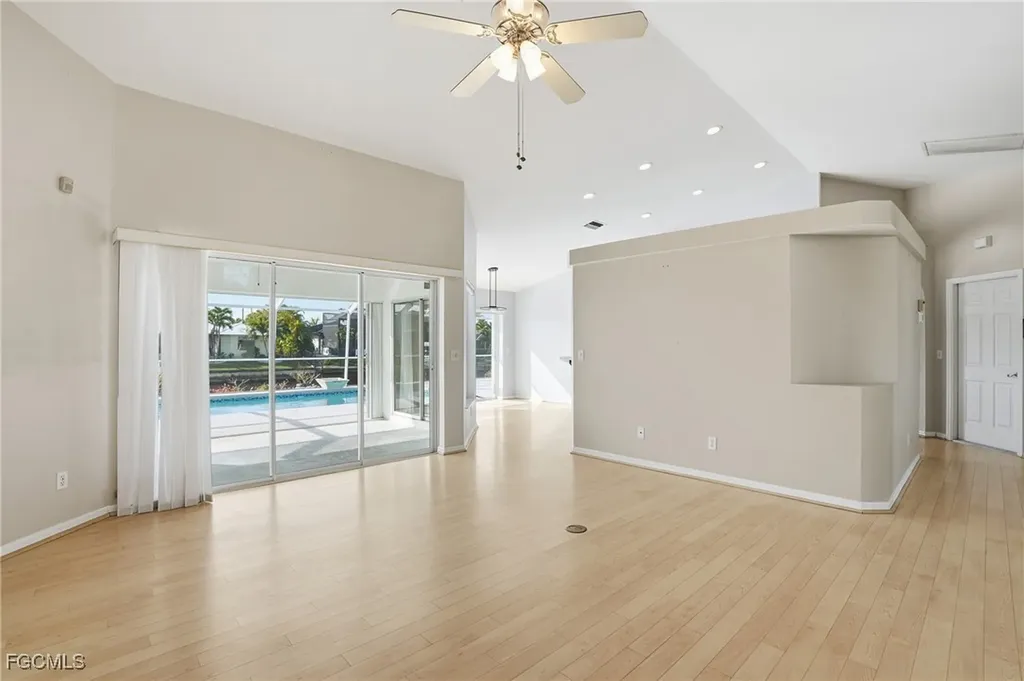 2920 SW 39th Terrace Cape Coral FL 33914