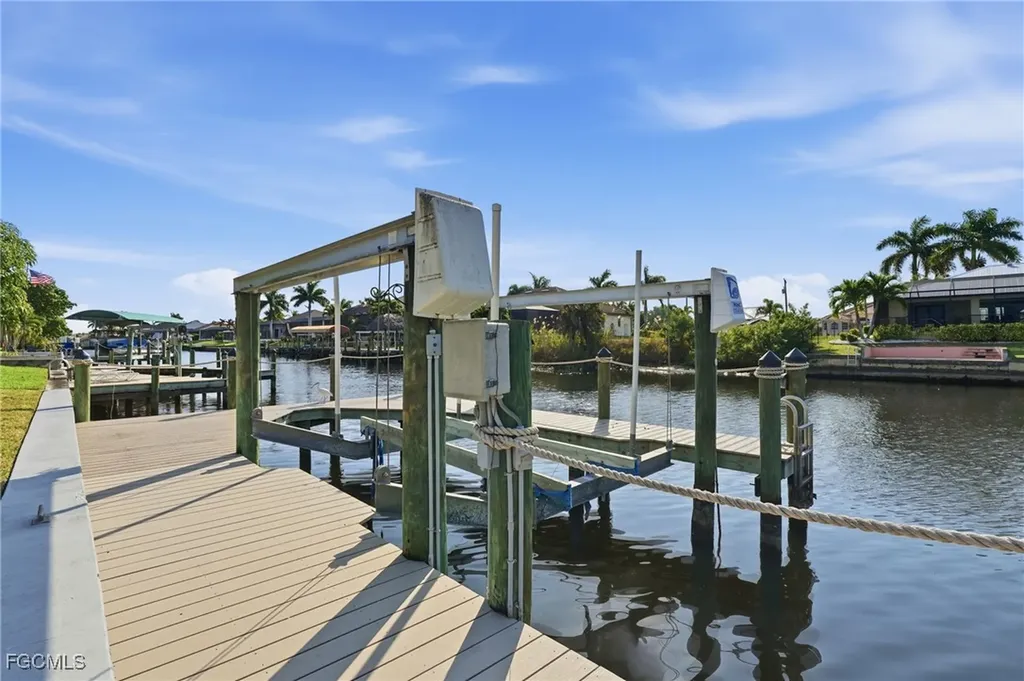 2920 SW 39th Terrace Cape Coral FL 33914