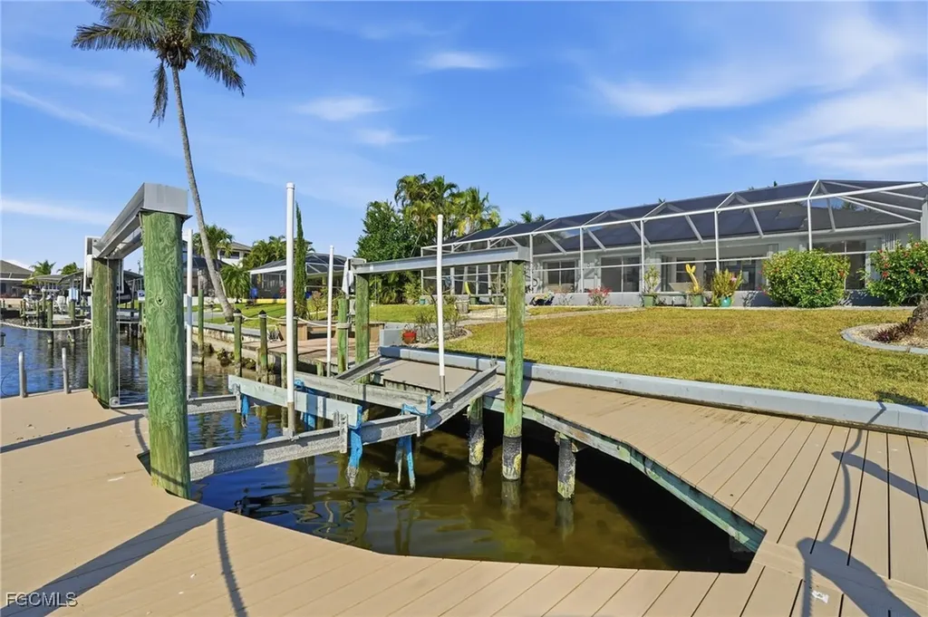 2920 SW 39th Terrace Cape Coral FL 33914