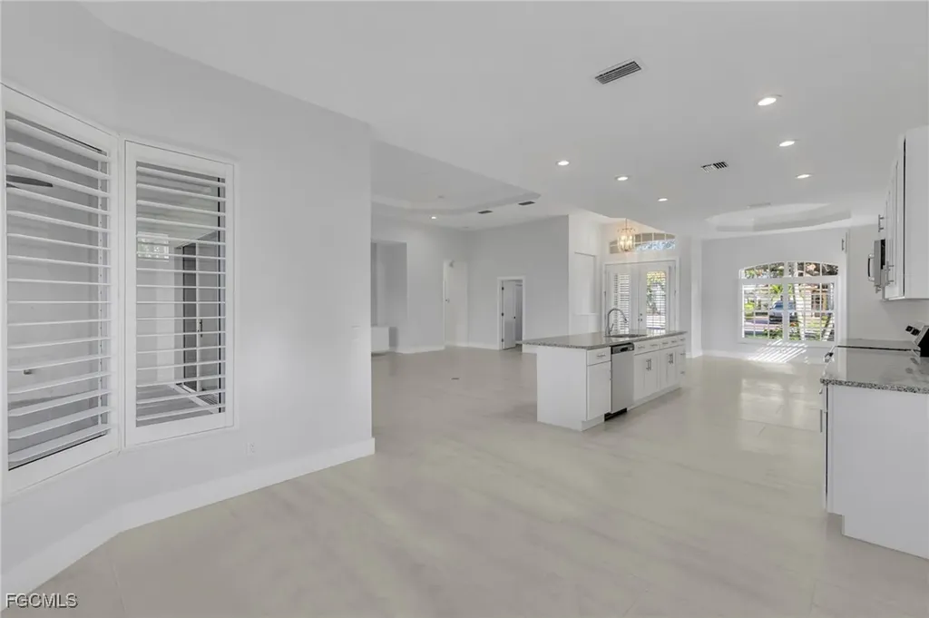 11099 Sea Tropic Lane Fort Myers FL 33908