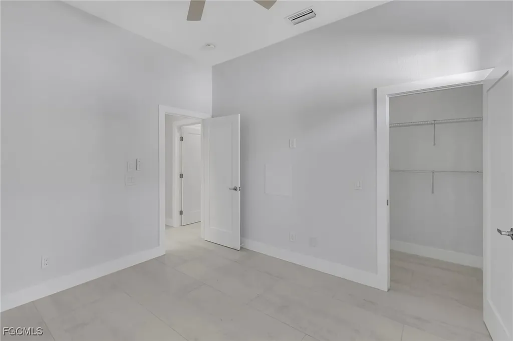 11099 Sea Tropic Lane Fort Myers FL 33908