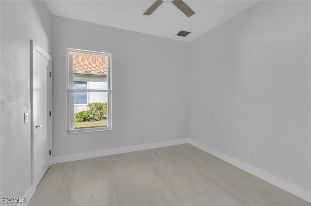 11099 Sea Tropic Lane Fort Myers FL 33908