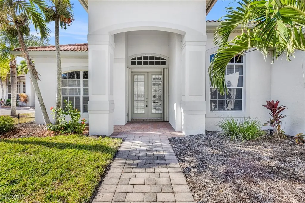 11099 Sea Tropic Lane Fort Myers FL 33908