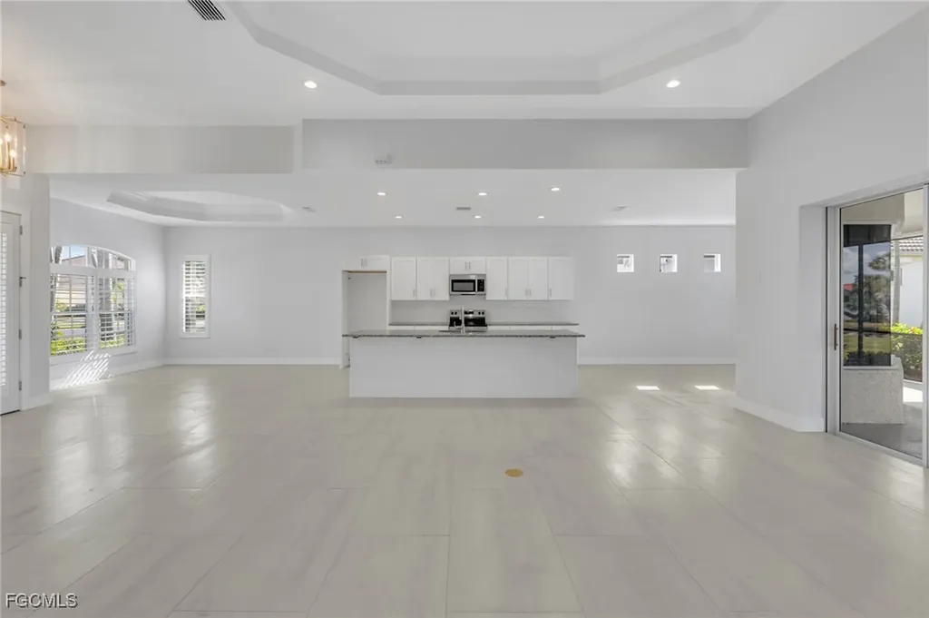 11099 Sea Tropic Lane Fort Myers FL 33908