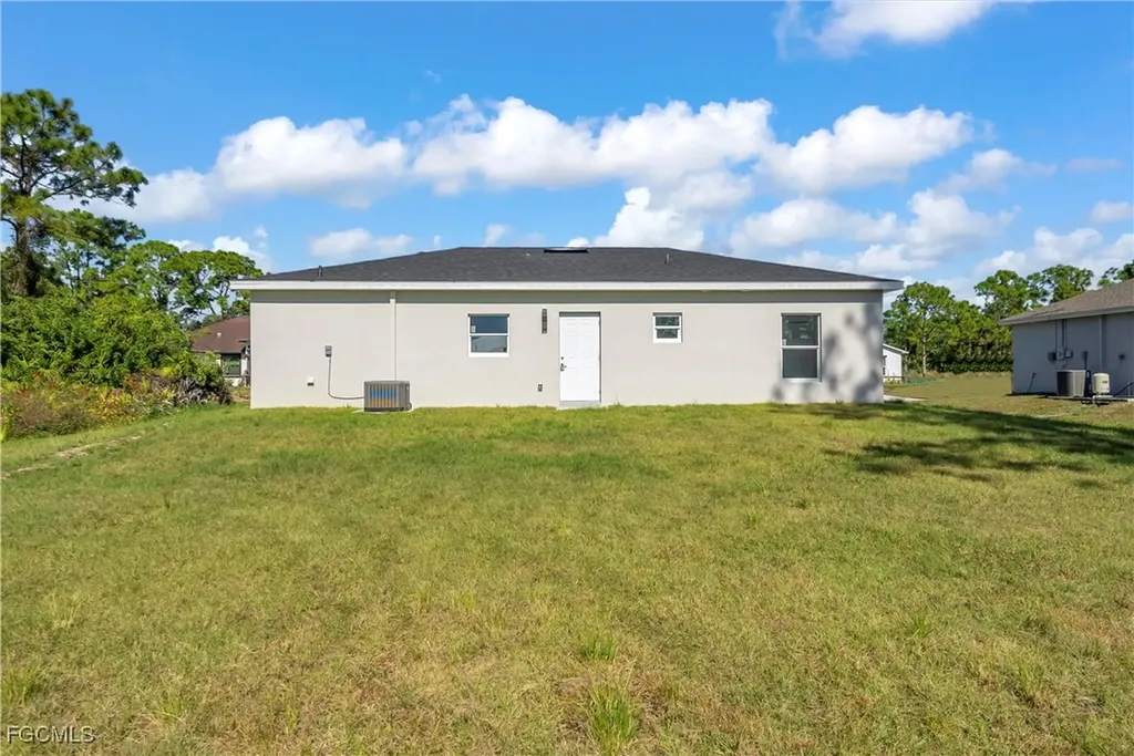 2907 8th Street W Lehigh Acres FL 33971