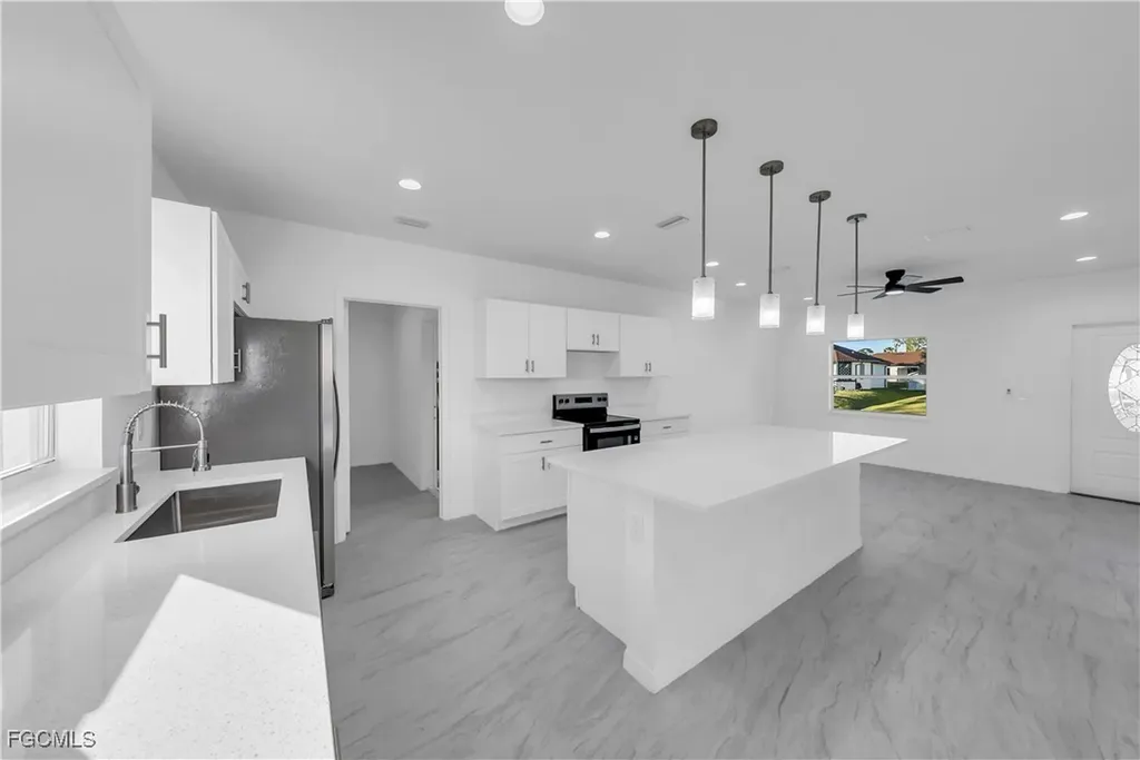 2907 8th Street W Lehigh Acres FL 33971