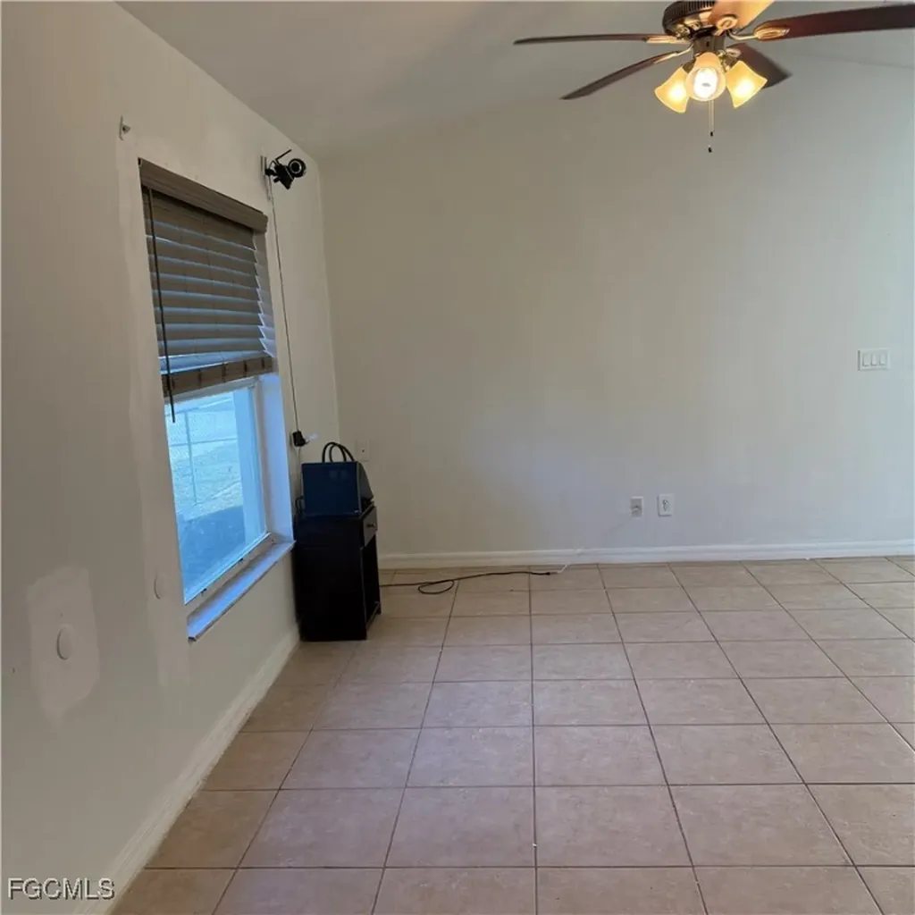 2172 Simon Court Fort Myers FL 33916