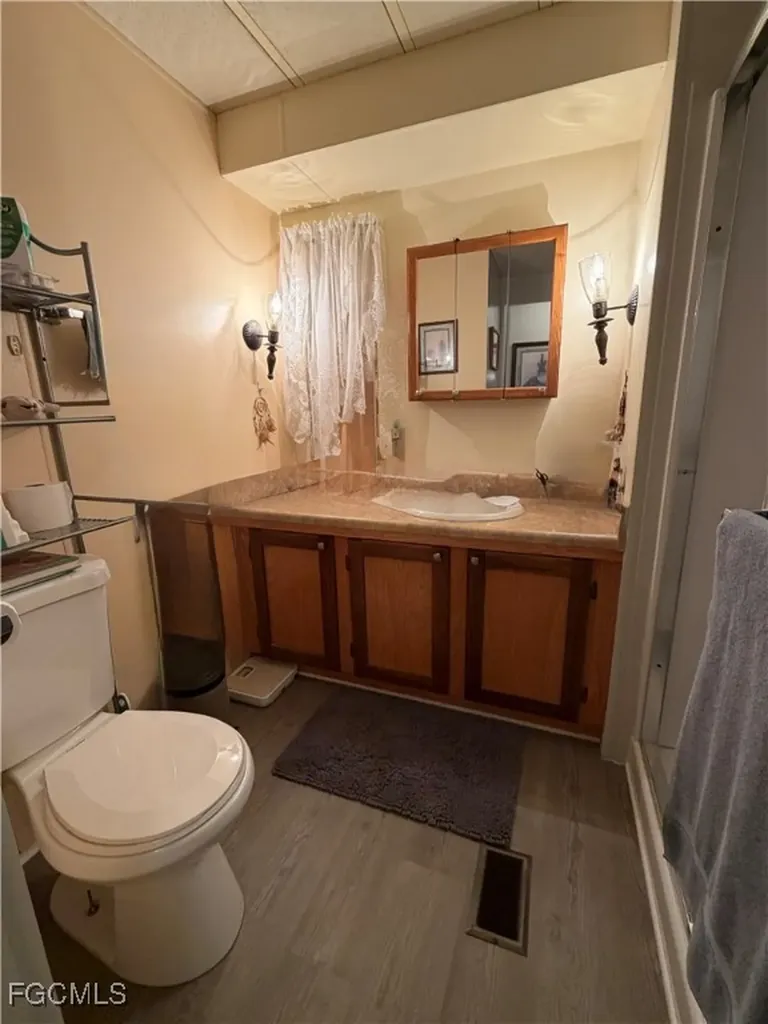 212 Cobblestone Lane North Fort Myers FL 33917