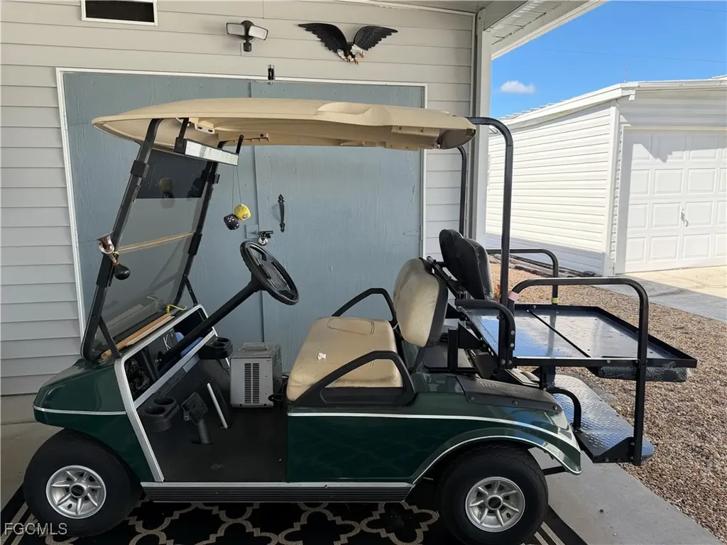 212 Cobblestone Lane North Fort Myers FL 33917