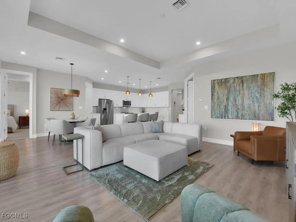 233 Indies Drive E Naples FL 34114
