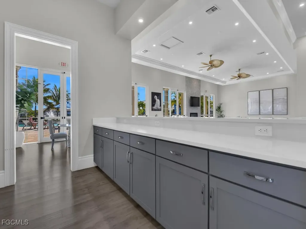 233 Indies Drive E Naples FL 34114