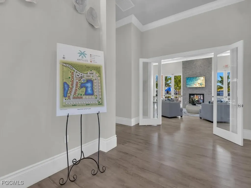 233 Indies Drive E Naples FL 34114