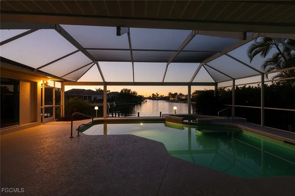4532 SW 17th Avenue Cape Coral FL 33914