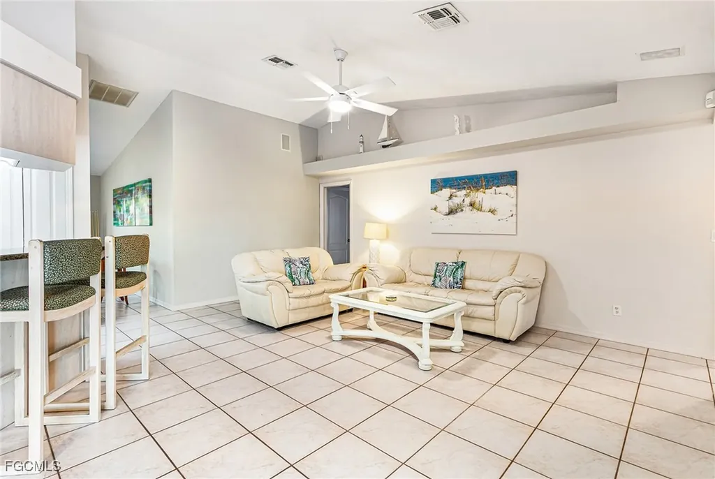 4532 SW 17th Avenue Cape Coral FL 33914