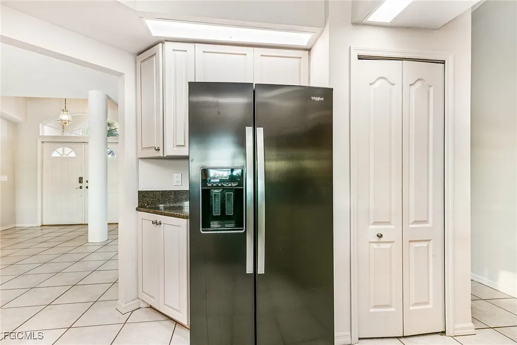 4532 SW 17th Avenue Cape Coral FL 33914