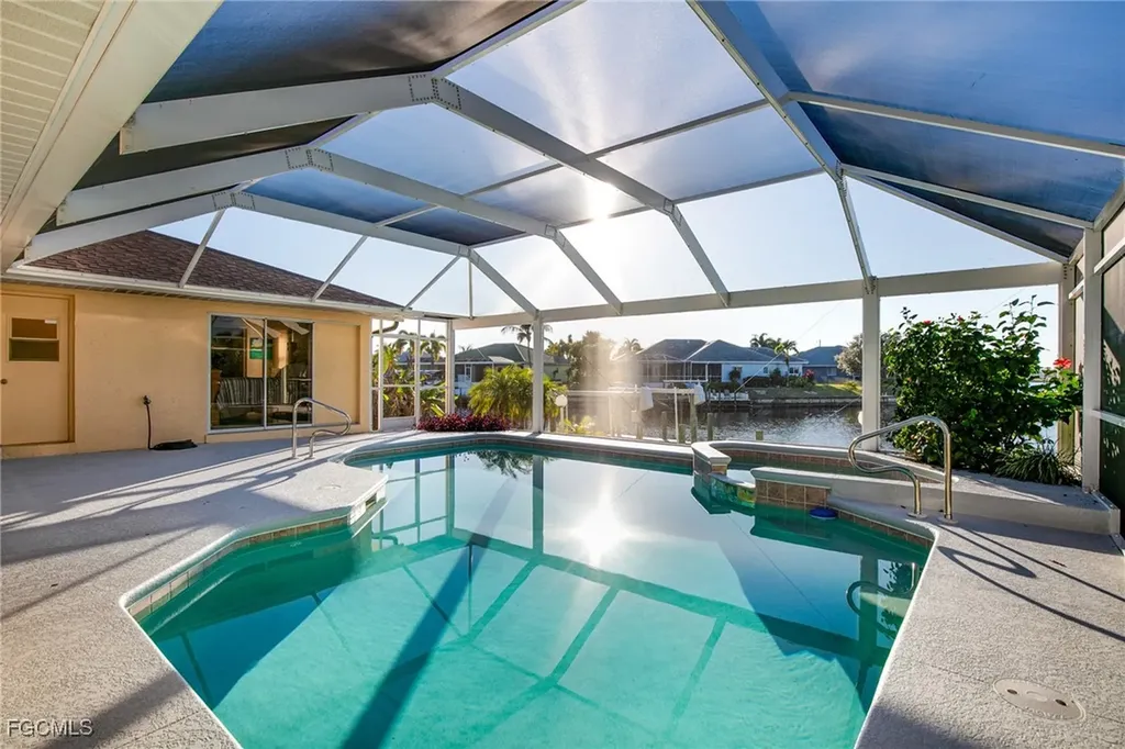 4532 SW 17th Avenue Cape Coral FL 33914
