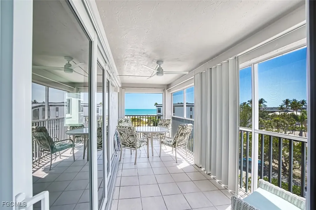 610 Donax Street Sanibel FL 33957