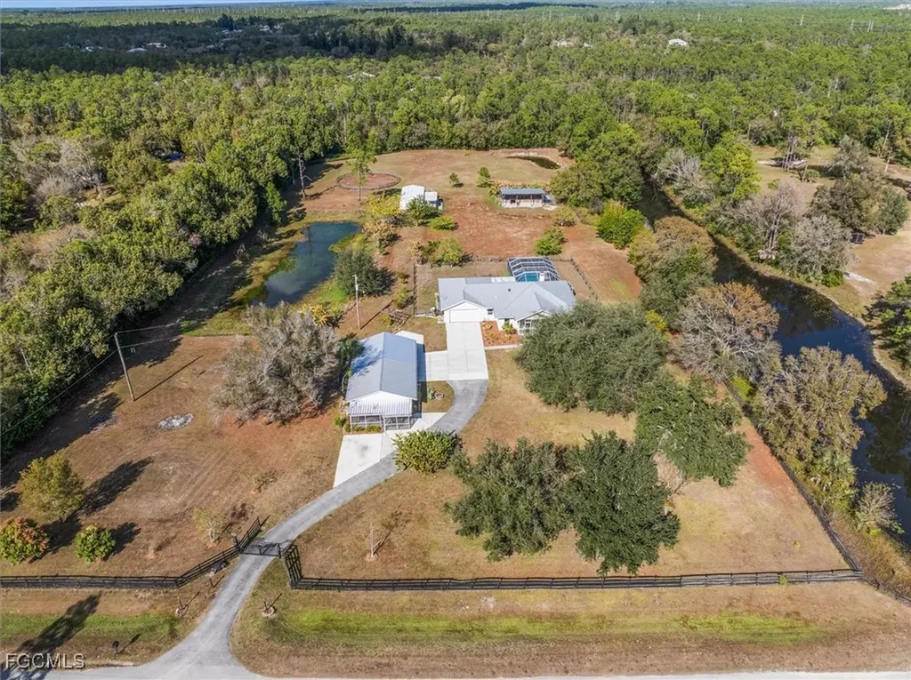 9851 Merle Drive North Fort Myers FL 33917